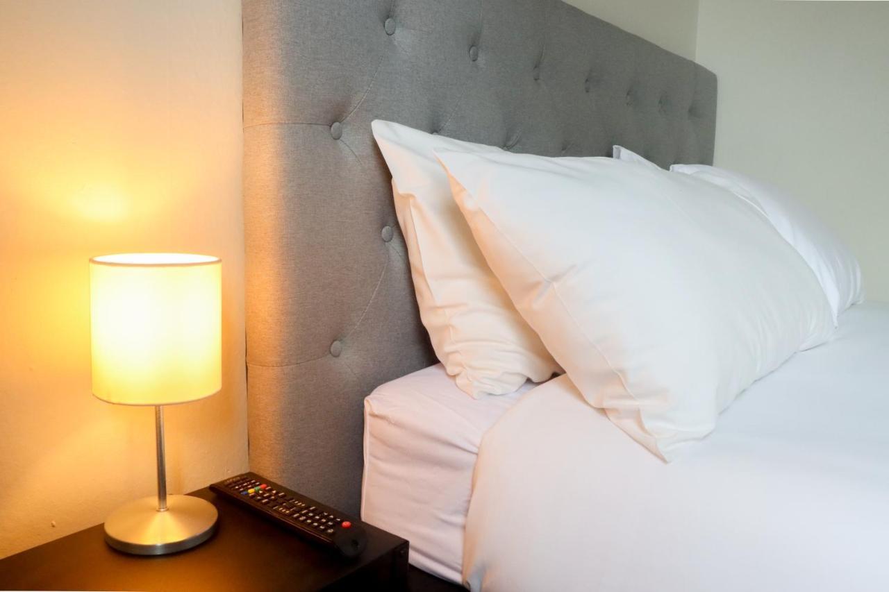 Tates Hotel Windsor Luaran gambar